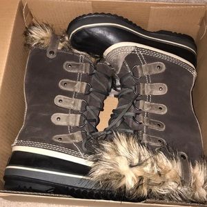 NWOT Sorel Joan of Artic Women’s Snow Boots